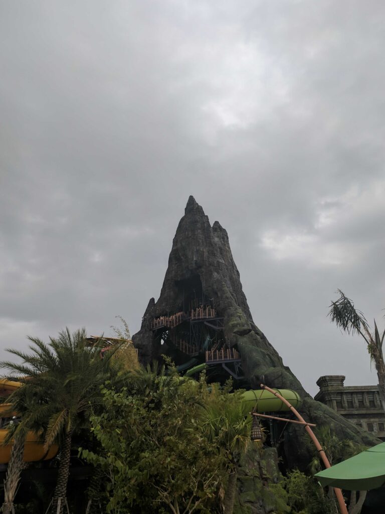 Universal Volcano Bay 24 1